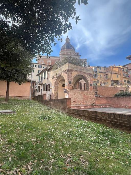 Nel Cuore Della Citta Siena Dış mekan fotoğraf
